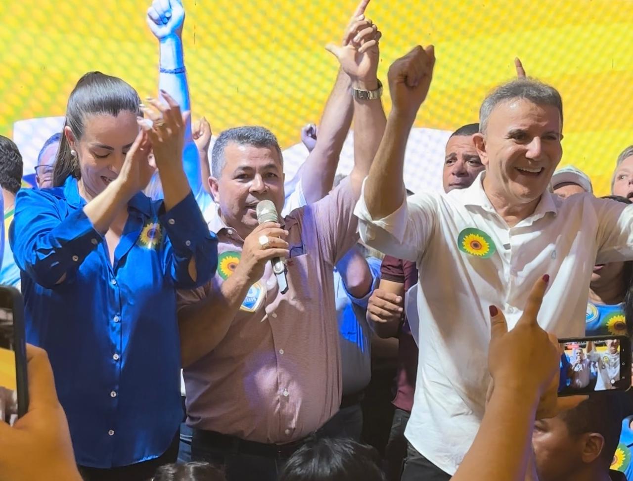 folha-reforca-apoio-a-eduardo-siqueira-campos-e-convoca:-‘vamos-com-tudo,-rumo-a-vitoria!’