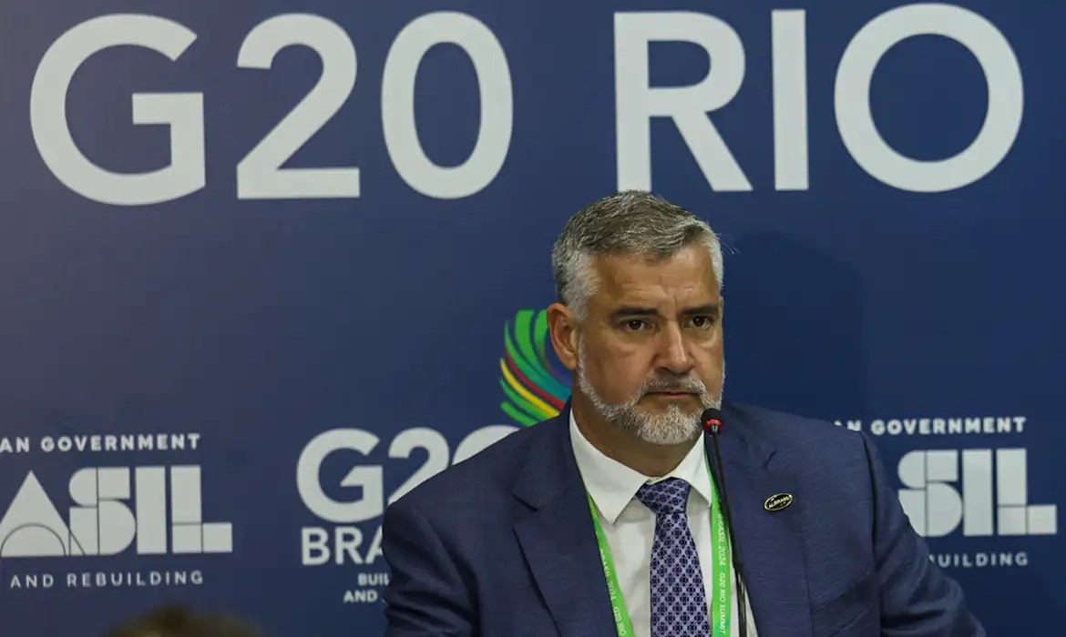 plano-para-assassinar-lula-foi-evitado-por-pouco,-afirma-ministro