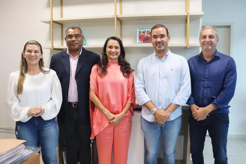 semas-recebe-visita-do-deputado-federal-vicentinho-junior