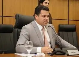 vereador-walter-viana-e-indicado-a-lider-do-governo-na-camara-por-eduardo-siqueira-campos