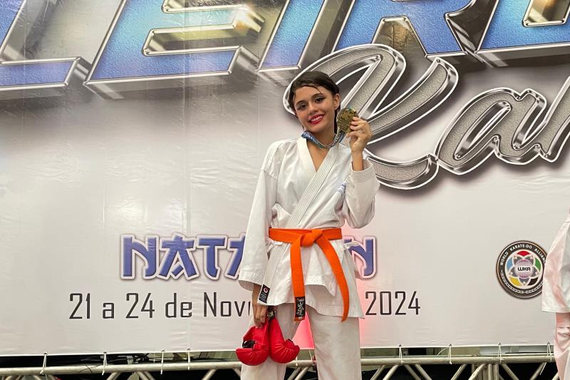 alunas-da-eti-luiz-gonzaga-conquistam-medalhas-no-campeonato-brasileiro-de-karate