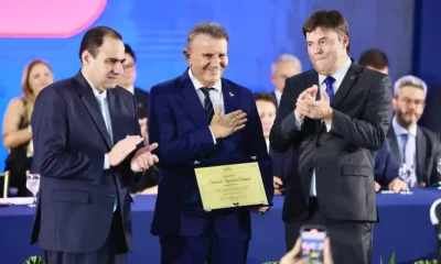 prefeito-de-palmas-recebe-homenagem-em-solenidade-de-posse-da-nova-gestao-da-oab-tocantins