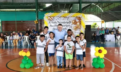 escola-aurelio-buarque-de-holanda-comemora-30-anos-de-existencia
