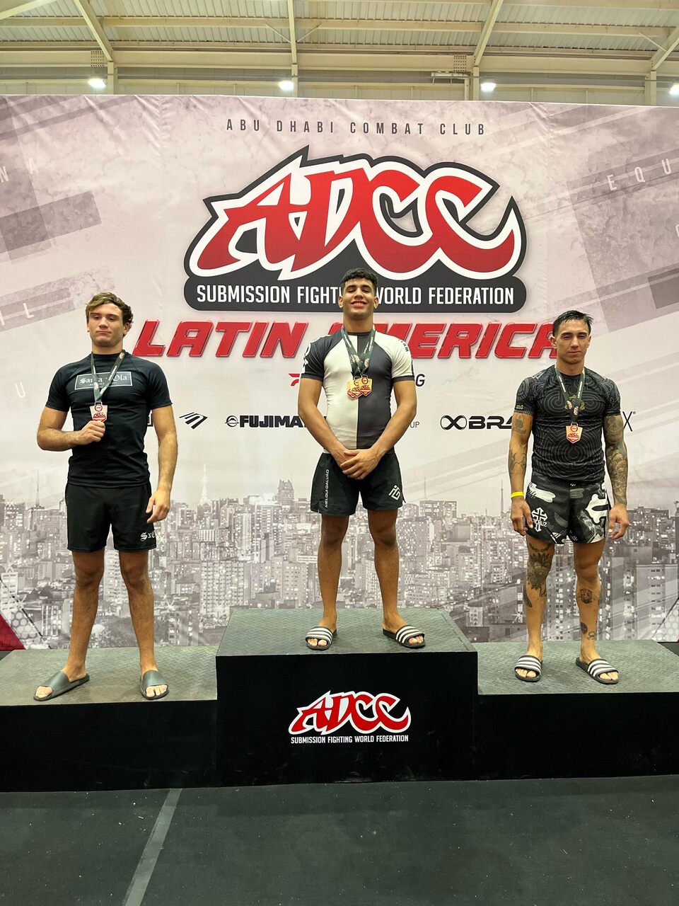 tocantinense-arthur-lins-conquista-titulo-no-maior-evento-de-grappling-do-mundo;-saiba-mais