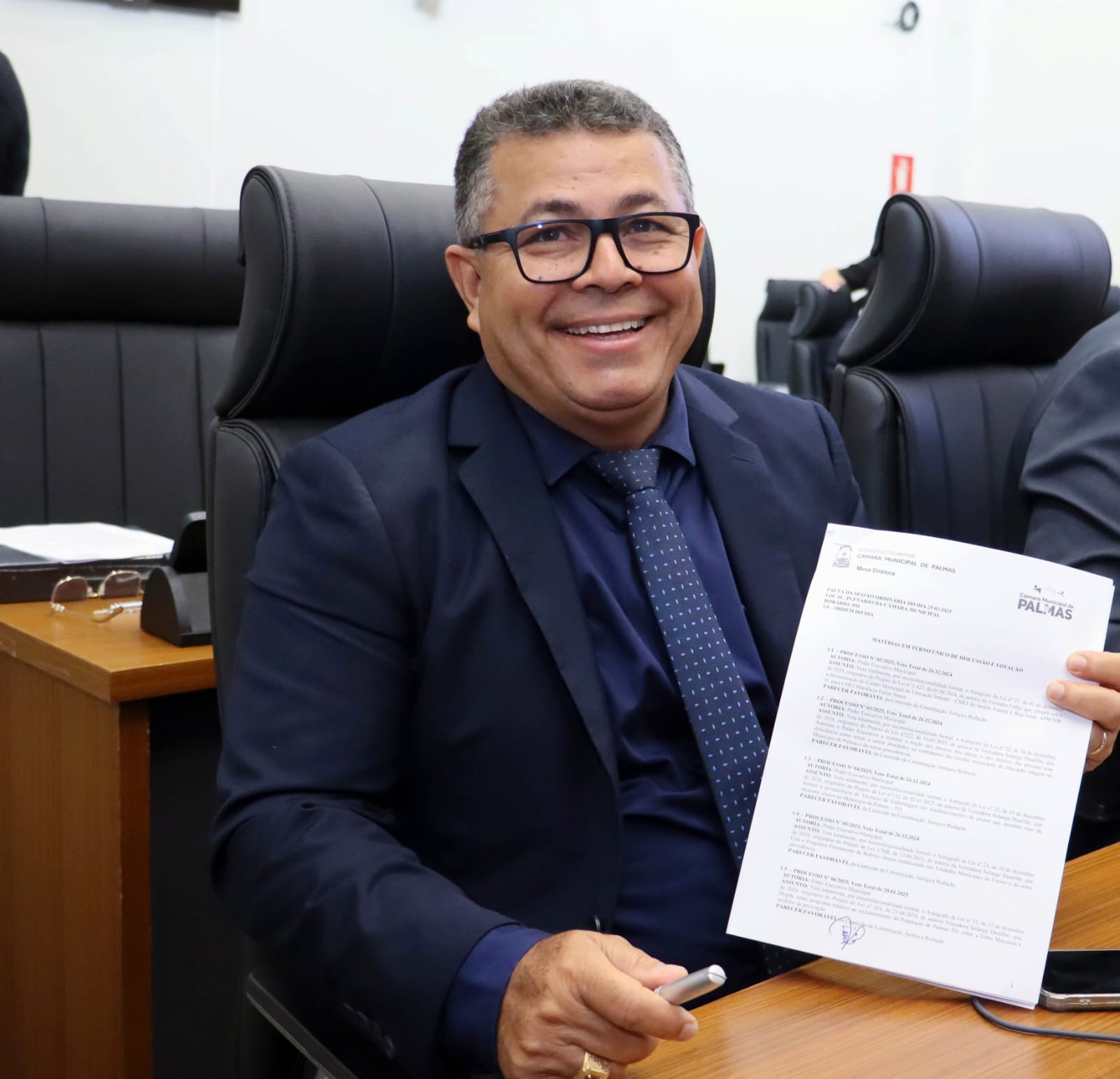 vereador-folha-cobra-mais-transparencia-nos-horarios-de-onibus-em-palmas