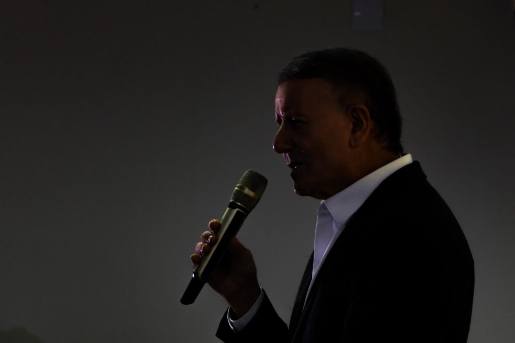 eduardo-siqueira-campos-destaca-avancos-e-visao-para-o-futuro-de-palmas