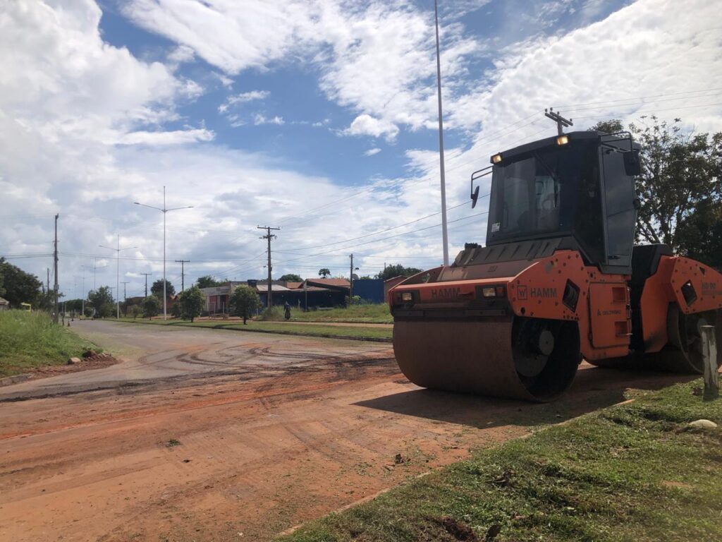 obra-de-recapeamento-asfaltico-em-avenida-de-taquaralto-entra-na-fase-final