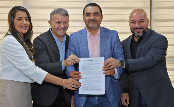 governador-wanderlei-barbosa-assina-termo-de-adesao-que-integra-a-cidade-de-palmas-ao-profe