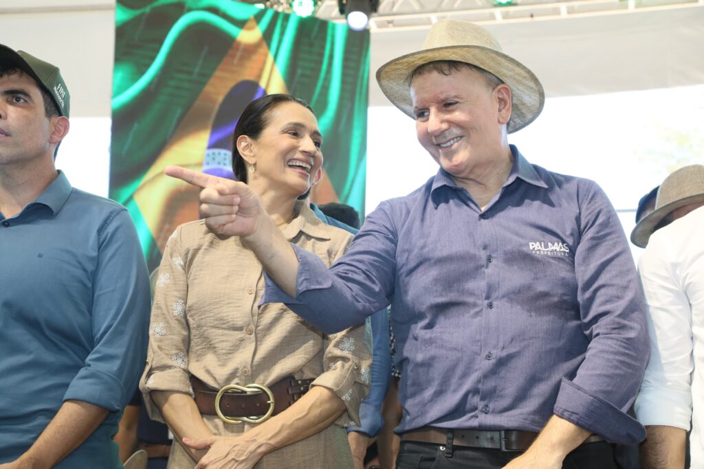 secretaria-de-acao-social-visita-estande-de-produtos-da-agricultura-familiar-na-agrotins