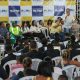 prefeitura-presente:-prefeito-eduardo-siqueira-entrega-praca-aguardada-ha-20-anos-na-arse-132