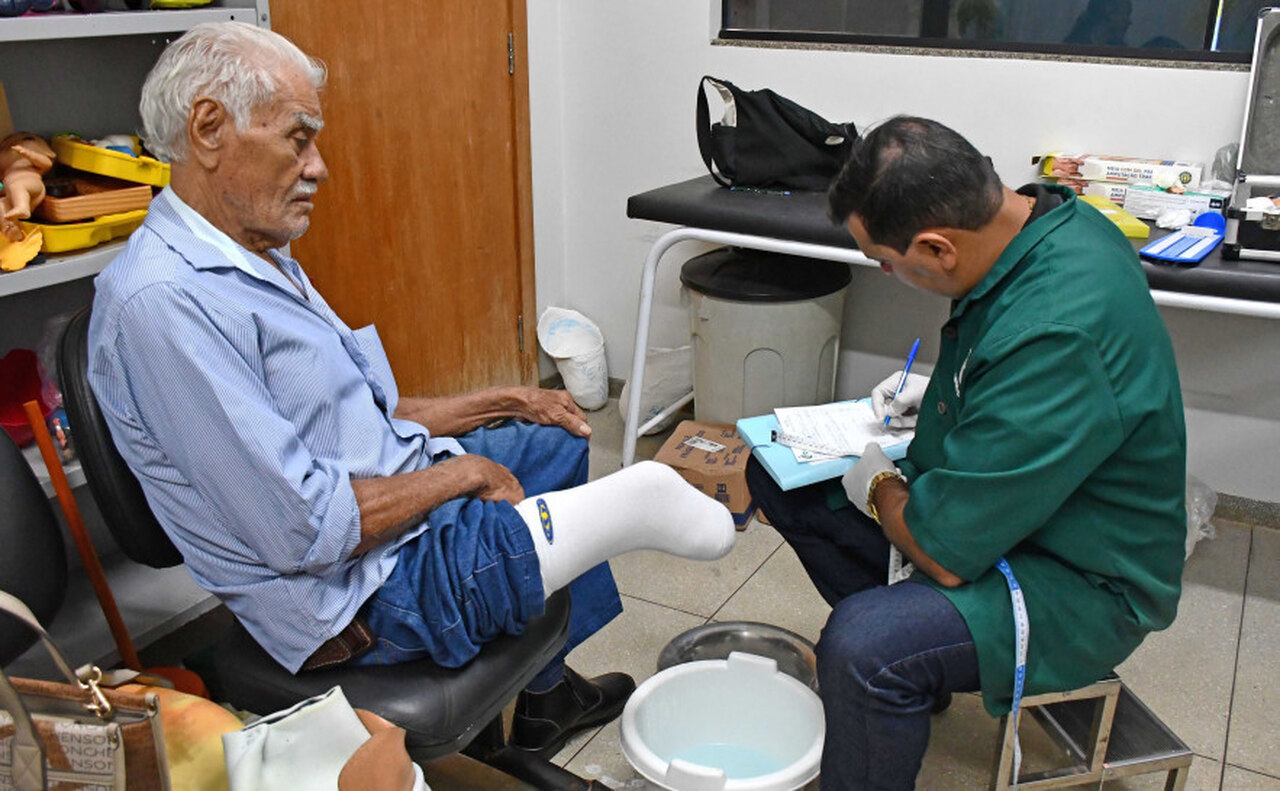 governo-do-tocantins-retoma-entrega-de-proteses-e-atende-mais-de-30-pacientes-em-palmas