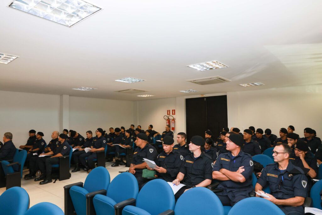 novos-guardas-metropolitanos-de-palmas-recebem-capacitacao-sobre-perturbacao-do-sossego