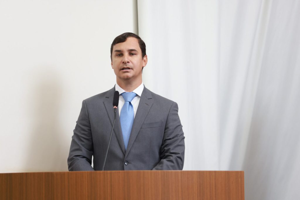 prefeito-em-exercicio,-carlos-velozo,-garante-estabilidade-e-continuidade-do-trabalho-por-palmas