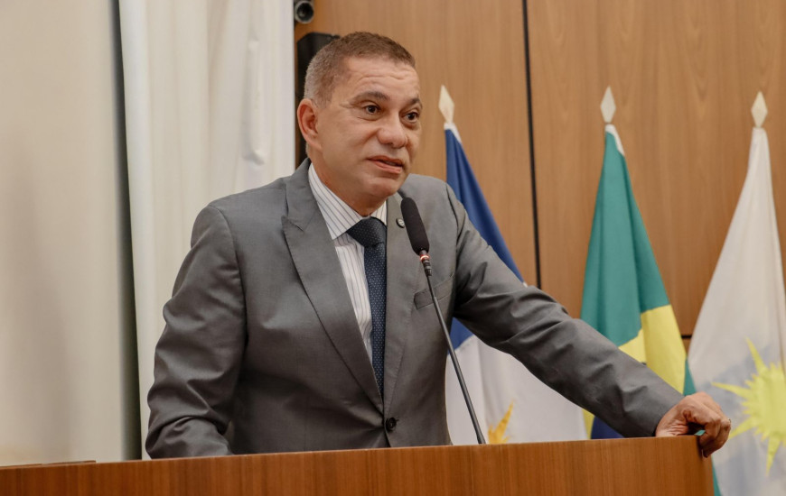 “carlos-amastha-e-exonerado-da-secretaria-de-zeladoria-urbana”