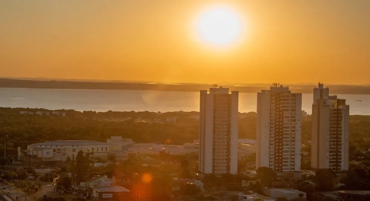 fim-de-semana-na-capital-sera-de-tempo-firme-com-maximas-acima-dos-35°c-e-baixa-umidade