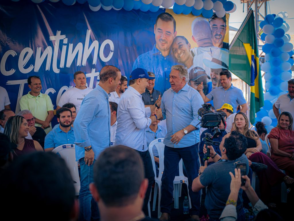 laurez-moreira-prestigia-lancamento-da-pre-candidatura-de-vicentinho-junior-ao-senado
