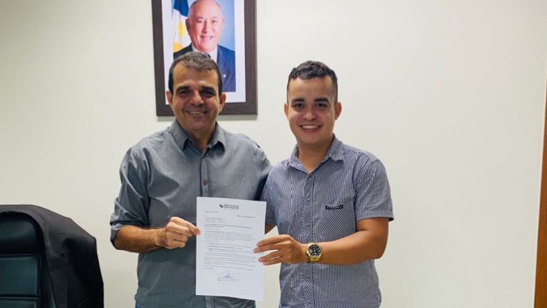 eduardo-medeiros-firma-parceria-institucional-com-a-secretaria-municipal-de-habitacao-de-palmas