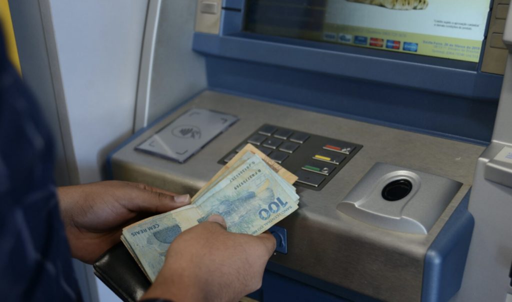 prefeitura-de-palmas-paga-salarios-de-servidores-municipais-neste-sabado,-30