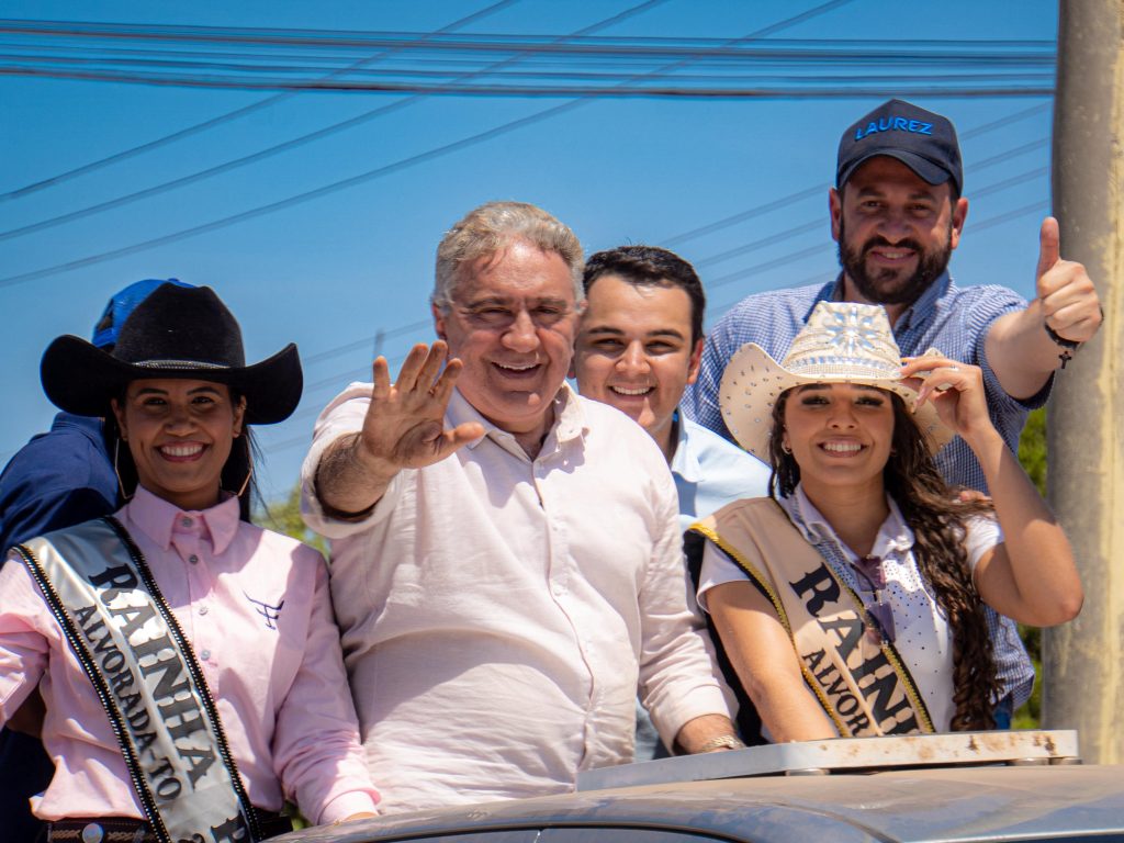 vice-governador-laurez-encerra-agenda-de-agosto-na-grande-cavalgada-de-alvorada