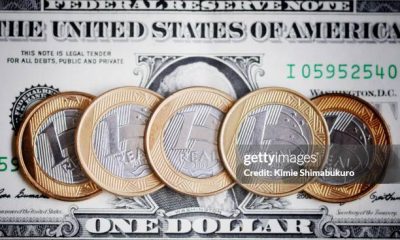 dolar-fecha-a-r$-5,35-e-atinge-menor-valor-em-2025