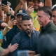 apoiadores-vao-a-hospital-em-1a-saida-de-bolsonaro-apos-condenacao
