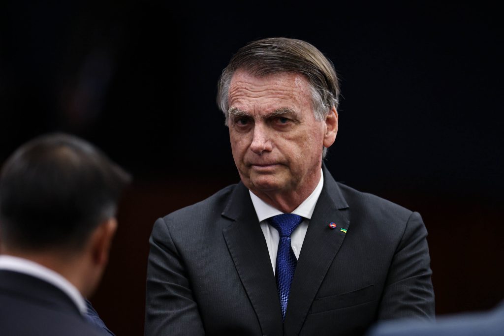 bolsonaro:-50%-apoiam-prisao,-enquanto-43%-sao-contra,-diz-pesquisa