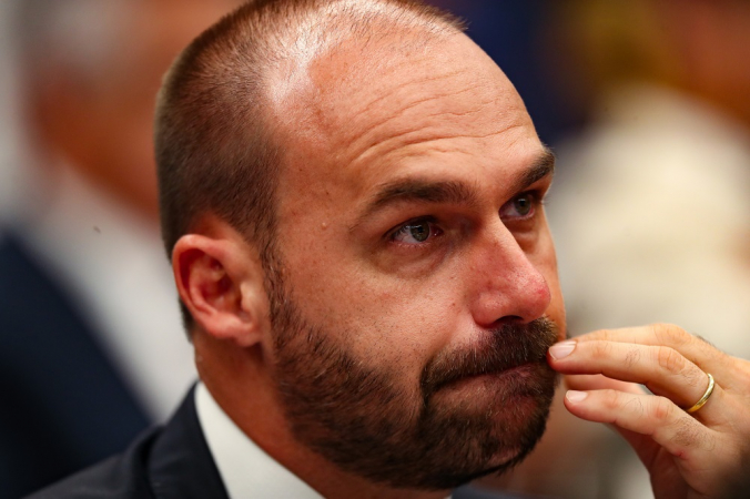 “eduardo-bolsonaro-avisa-relator:-‘voce-pode-pagar-junto’”