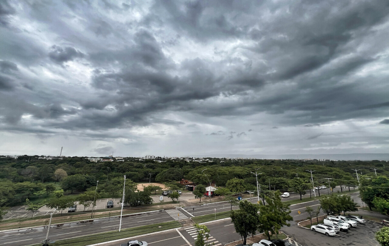 alerta:-inmet-alerta-para-chuvas-fortes,-granizo-e-ventania-em-quase-todo-o-tocantins