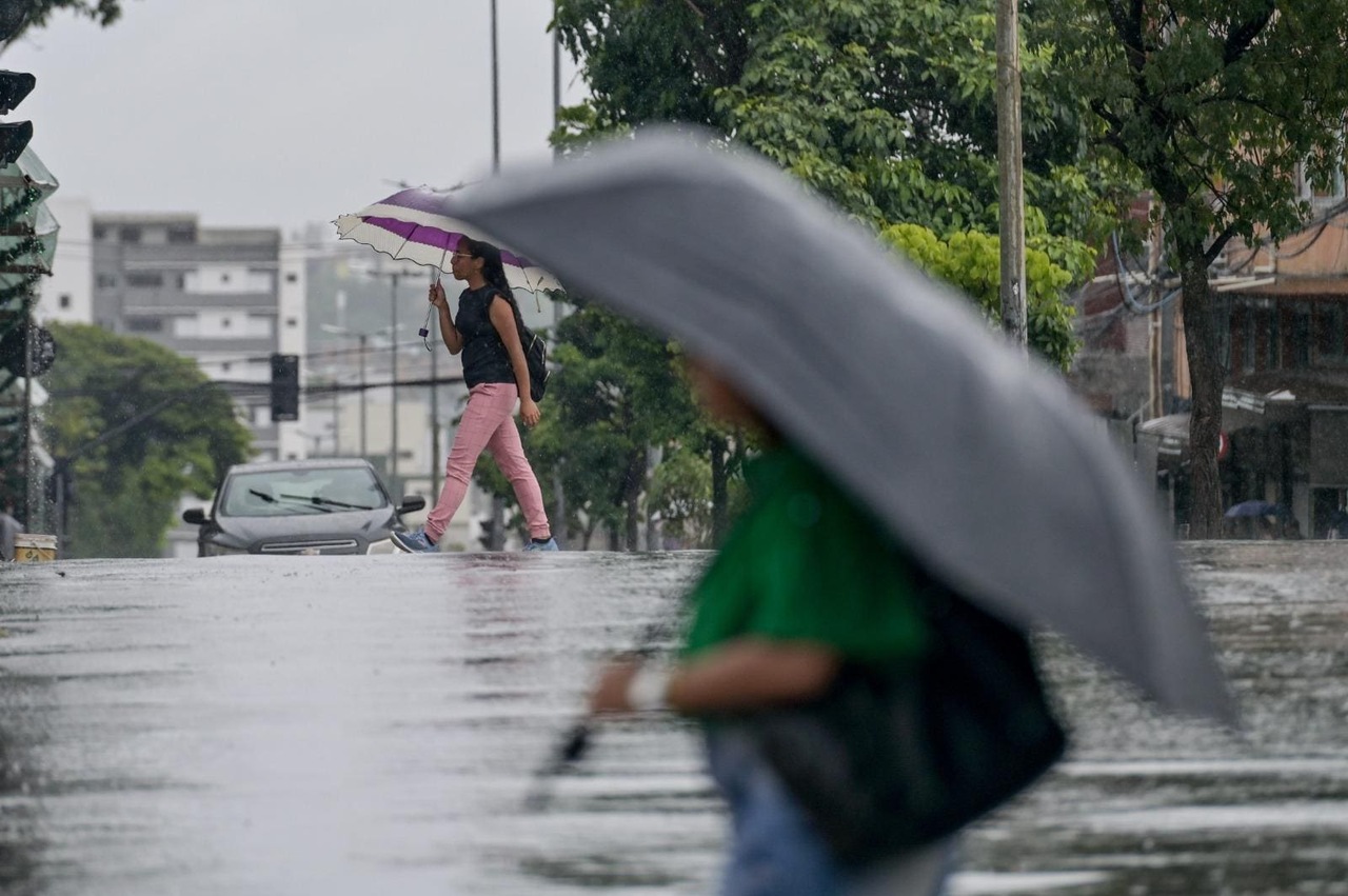 chuva-e-trovoadas-voltam-a-atingir-o-tocantins-nesta-quarta-feira-com-alerta-para-temporais