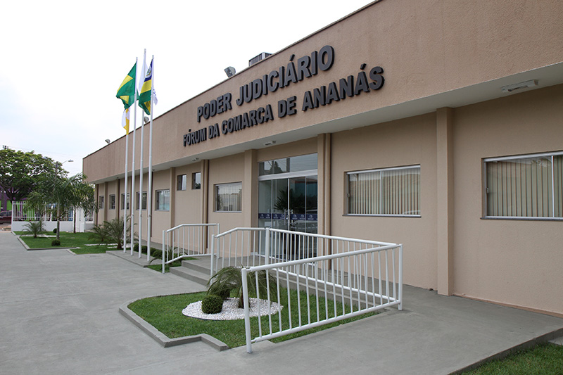 prefeitura-erra-o-alvo-e-coloca-divida-no-nome-errado;-justica-condena-municipio