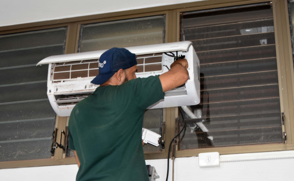 governo-do-tocantins-instala-novos-aparelhos-de-ar-condicionado-no-hgp