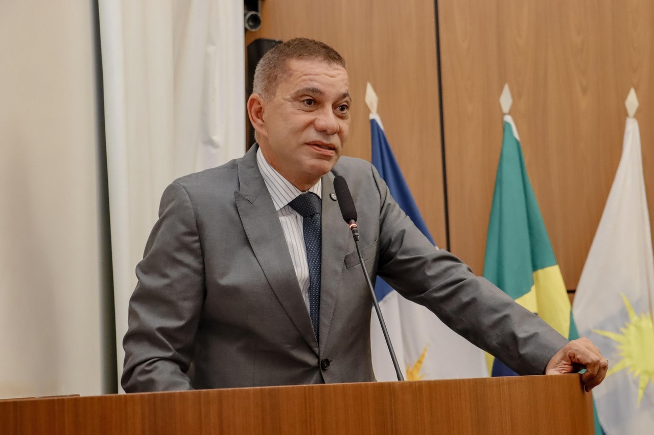 carlos-amastha-e-nomeado-secretario-de-industria-e-comercio-no-governo-laurez-moreira