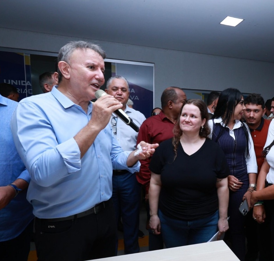 prefeito-eduardo-siqueira-campos-entrega-tres-unidades-de-saude-reformadas-em-dezembro