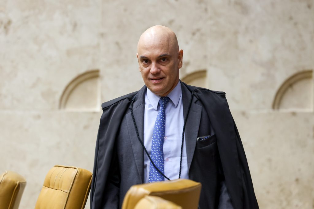 moraes-divulga-mais-uma-nota-e-volta-a-negar-reunioes-com-galipolo-sobre-banco-master