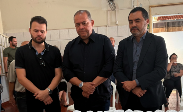 governador-wanderlei-barbosa-presta-ultima-homenagem-ao-ex-governador-moises-avelino,-em-paraiso