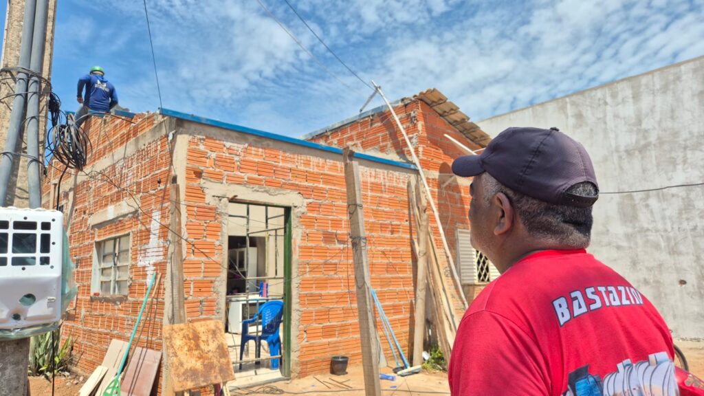 moradores-afetados-pelo-vendaval-no-jardim-taquari-comecam-a-ver-lares-reconstruidos