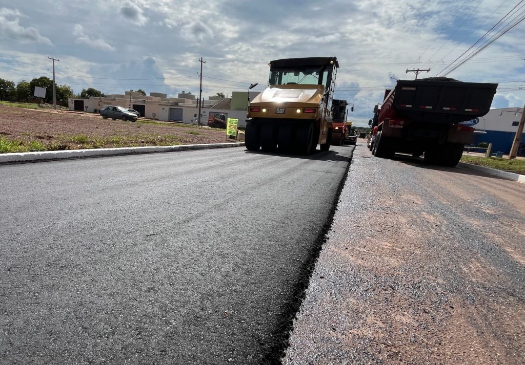 prefeitura-de-palmas-inicia-recapeamento-da-avenida-goias,-no-setor-santa-barbara