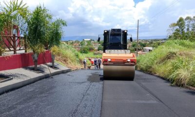 mais-uma-avenida-do-setor-santa-barbara-recebe-recapeamento-asfaltico