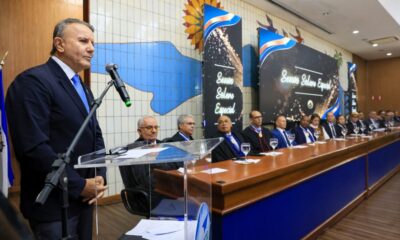 prefeito-eduardo-siqueira-campos-participa-de-sessao-solene-em-homenagem-aos-37-anos-do-tce-to