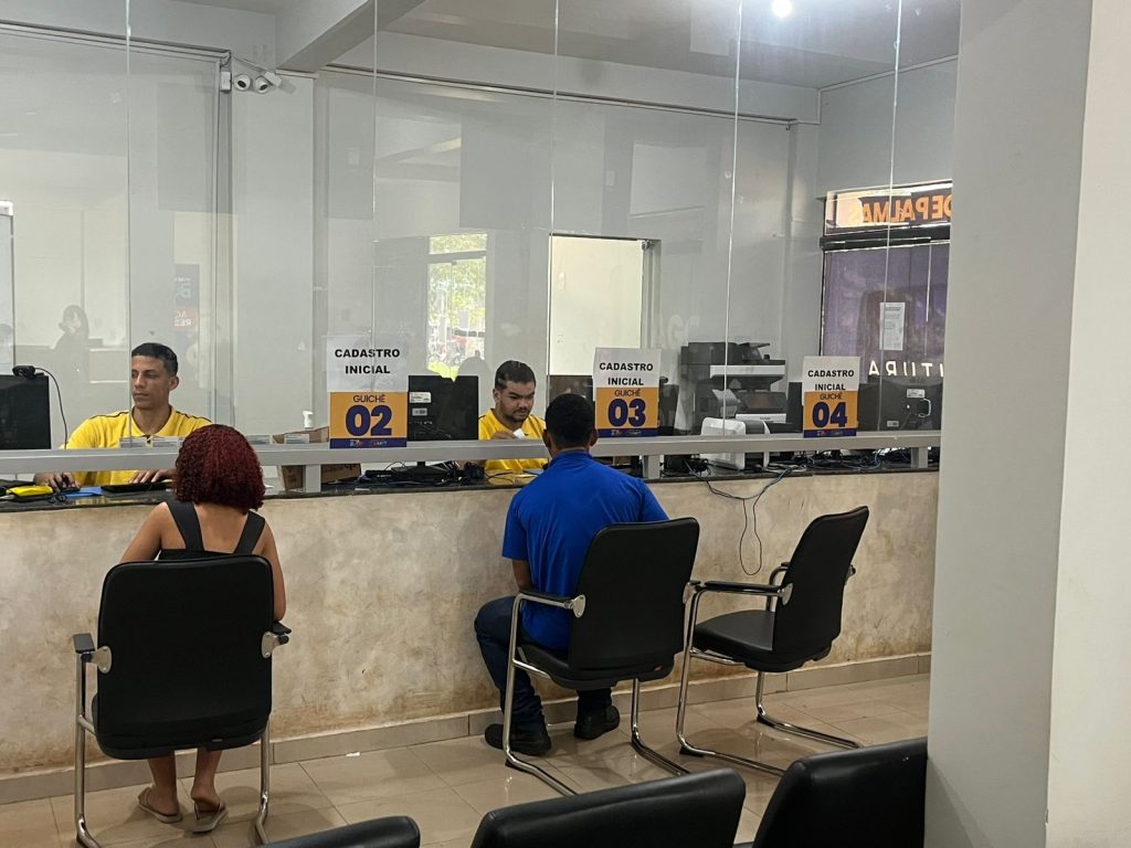 prefeitura-de-palmas-orienta-beneficiarios-a-atualizarem-cadastro-do-transporte-coletivo