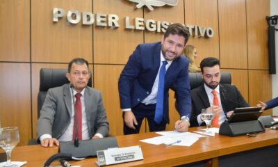 camara-de-palmas-empossa-miguel-barros-(mdb)-em-sessao-solene