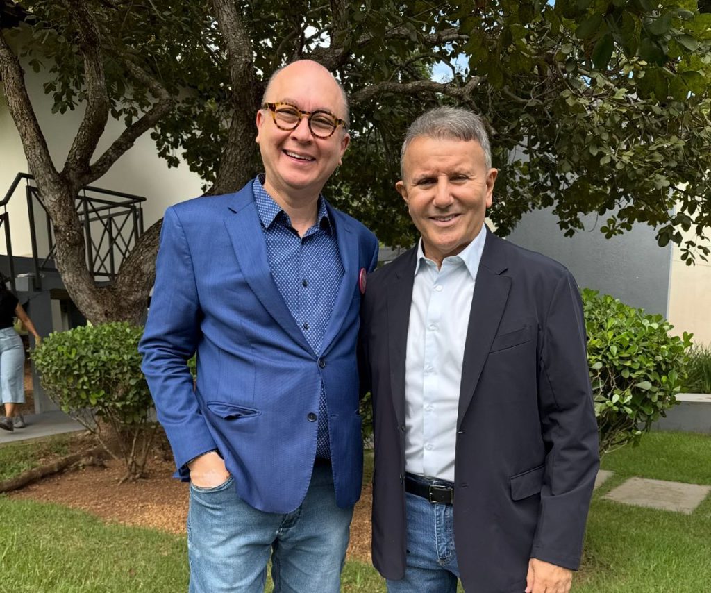 eduardo-siqueira-campos:-aniversario-de-um-homem-publico-dedicado