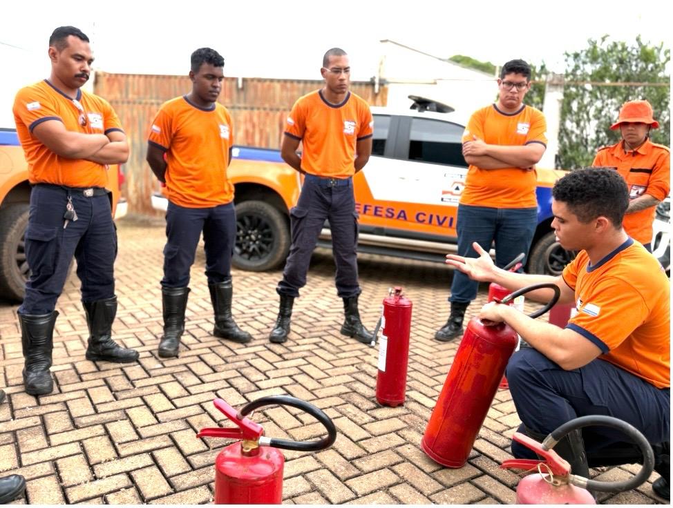 prefeitura-de-palmas-capacita-agentes-para-prevencao-e-combate-inicial-a-incendios