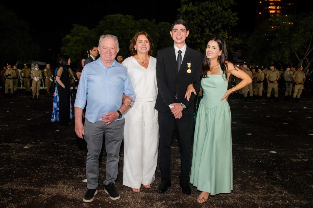 prefeito-celso-morais-recebe-medalha-tiradentes-em-solenidade-da-policia-militar-em-palmas