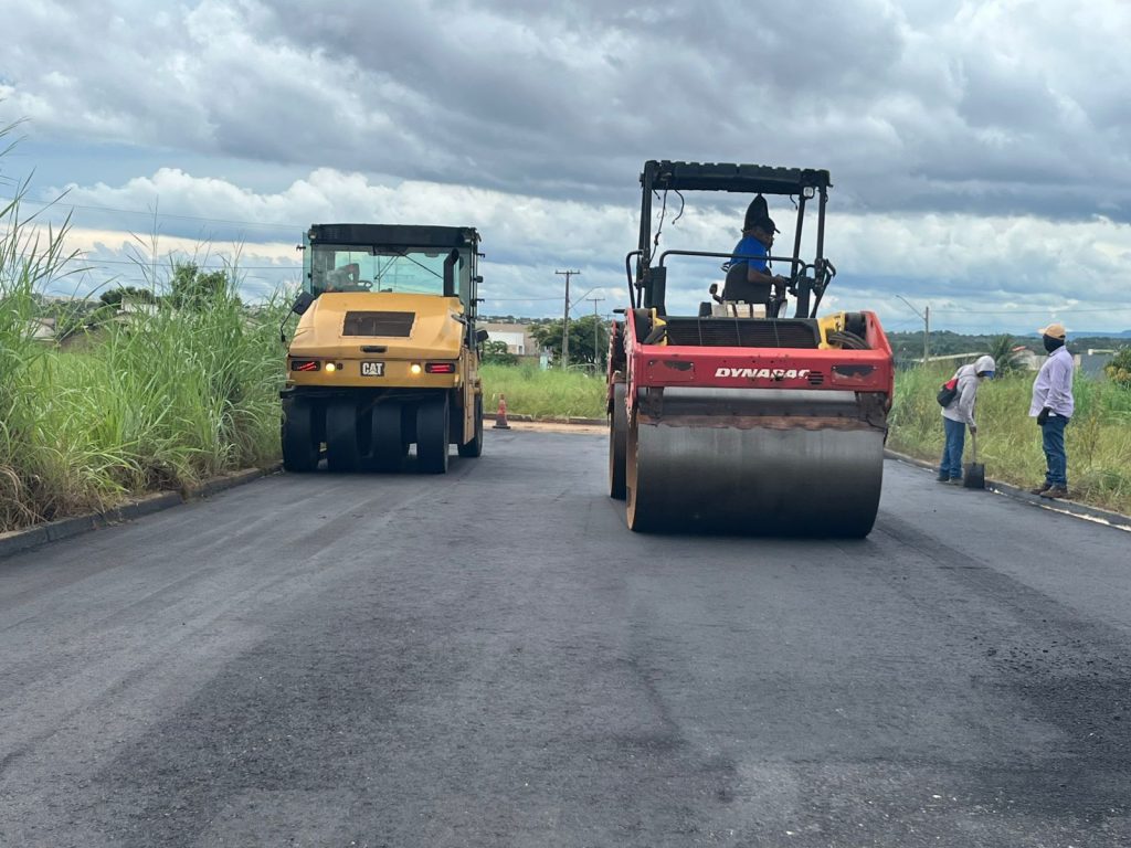 prefeitura-de-palmas-mantem-ritmo-acelerado-de-recapeamento-em-avenidas-da-cidade