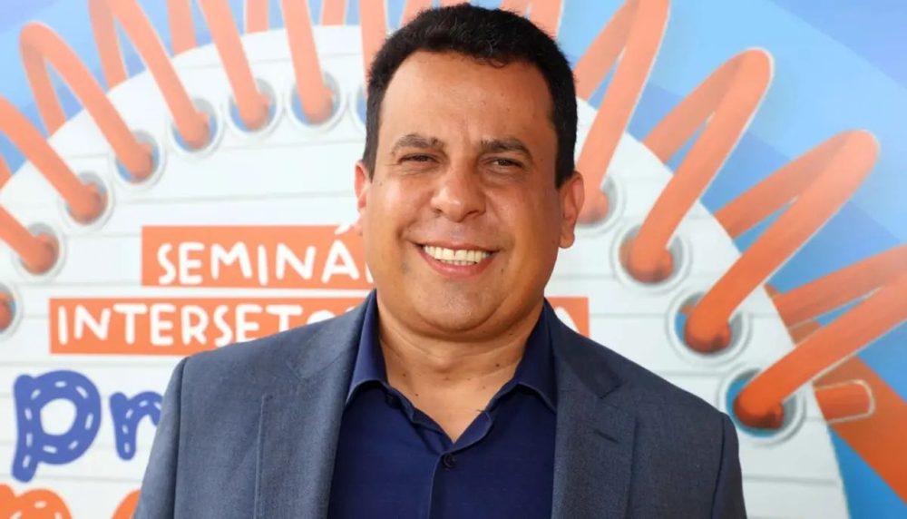 fabio-vaz-comemora-progressoes-na-educacao-e-diz-que-medida-fortalece-carreira-dos-servidores