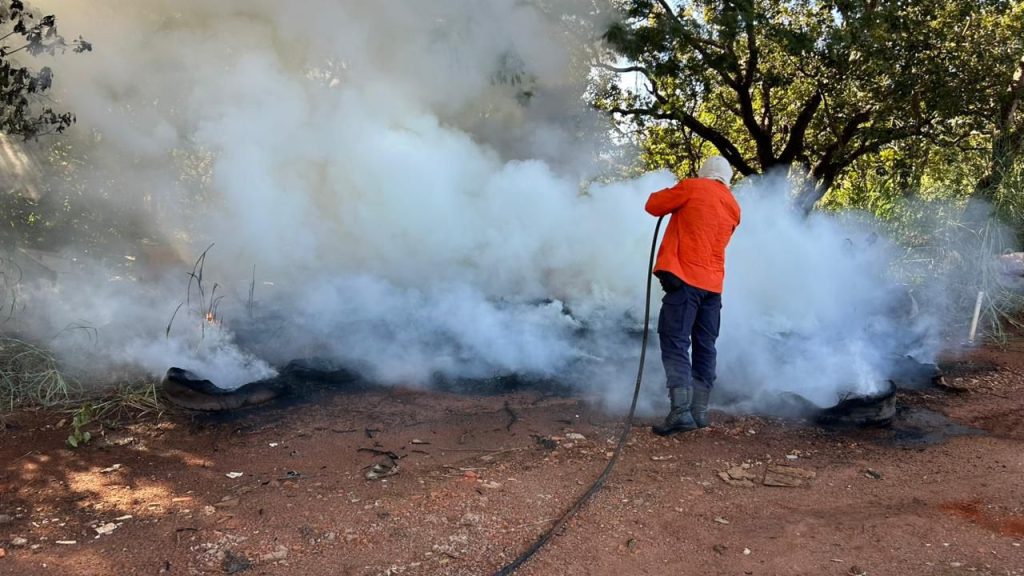 defesa-civil-atende-ocorrencias-de-incendio-em-lixo-e-entulho-e-reforca-alerta-em-palmas