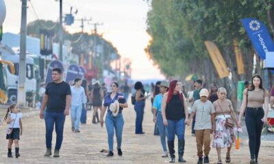 calor-e-grande-fluxo-exigem-atencao-redobrada-de-visitantes-de-feira-agrotecnologica