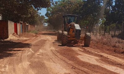 setor-fumaca-recebe-servicos-de-manutencao-de-vias-da-prefeitura-de-palmas