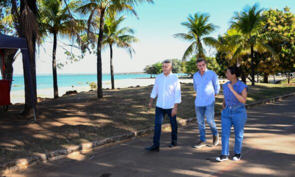 prefeito-eduardo-siqueira-campos-vistoria-obras-de-ampliacao-da-praia-da-graciosa